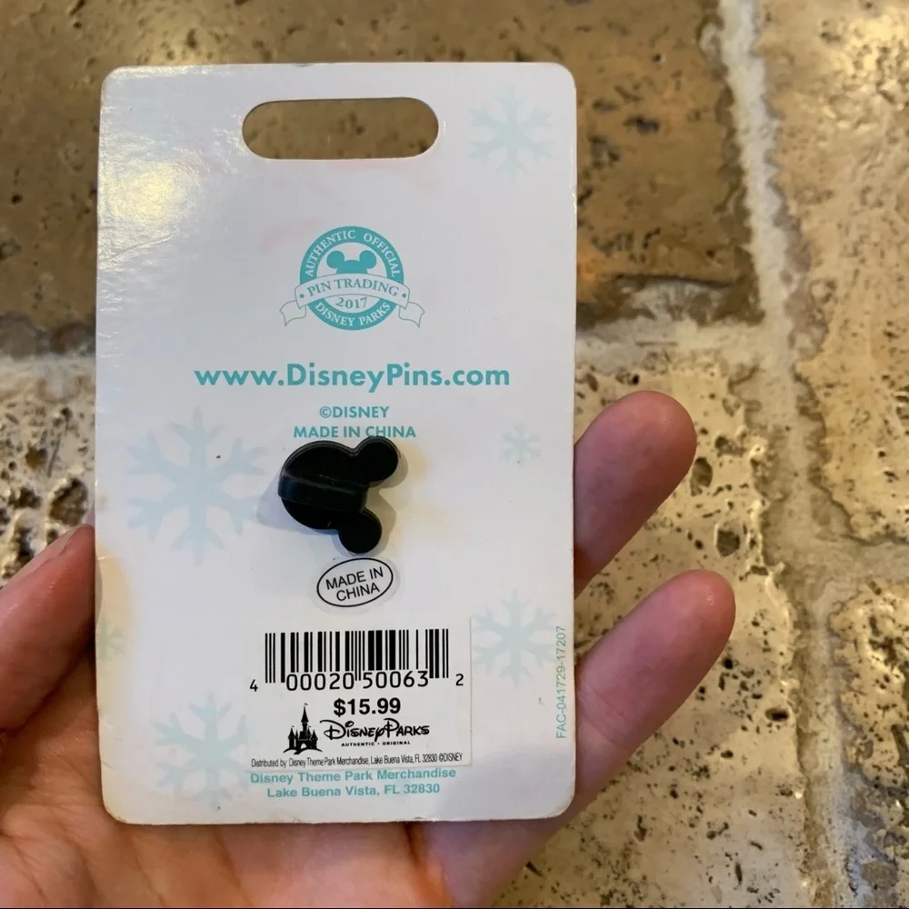 Disneyland World of Color Season Light Pin Goofy Lights Limited Edition